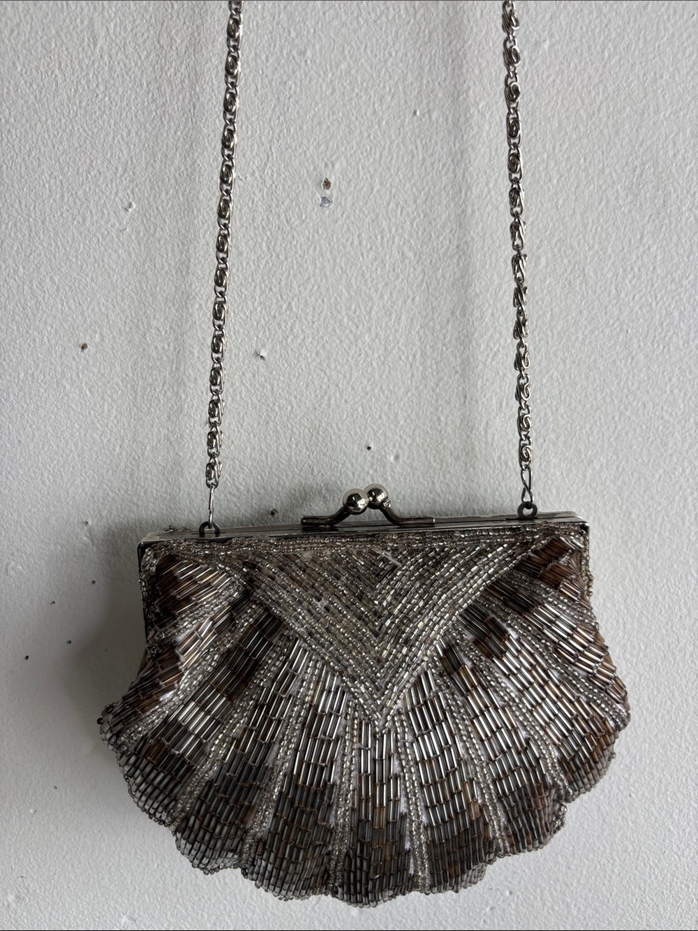 Vintage La Regale handmade beaded shell evening purse in silver.